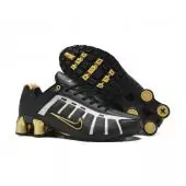 baskets basses nike shox nz pas cher black gold